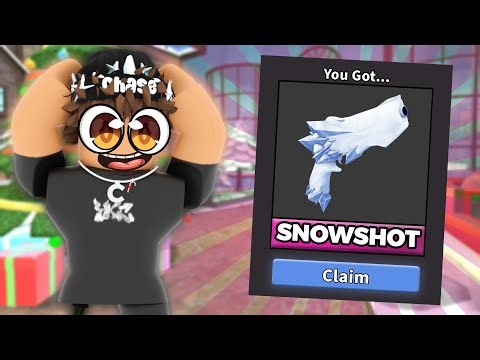 I SPENT $734,574,897 ON THE NEW GODLY! (MM2 Christmas 2025)