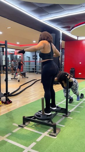 Moyo lawal • Entertainer on Instagram: "Pushing through the pain 🥹with my boo❤️ @yoyogirlie1 Day 4 Abi 5"