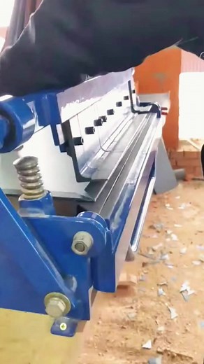 60K views · 575 reactions | Manufacturing of finishing elements for the frontal board #seam #mallet #seam #seamroof #roof #roofing #beautifulroof #roofingworks #hand_work #falz #metalworking #facade #roofer #parapet #construction | Crafted Creations Hub | Facebook