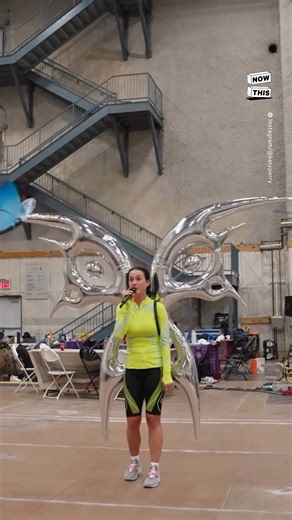 Let’s hope no butterflies attack Katy Perry during her VMAs performance. 🦋😨🦋 | NowThis