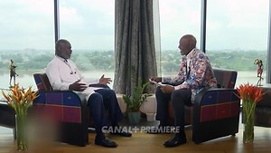 Bon week-end chez vous! Le Professeur David Tea Okou est généticien humain. Mais en quoi consiste le métier de cet éminent scientifique dont les travaux font écho en Afrique mais aussi aux États-Unis? Réponse dans le prochain numéro de l’Emission-Sous La Lumière demain dimanche 17 septembre à 19h30 UTC... uniquement sur Canal Première! Passez le message! #SLLTV #BNRProdLtd 🔬🧬🙌🏿🙏🏿 | Robert BRAZZA Officiel