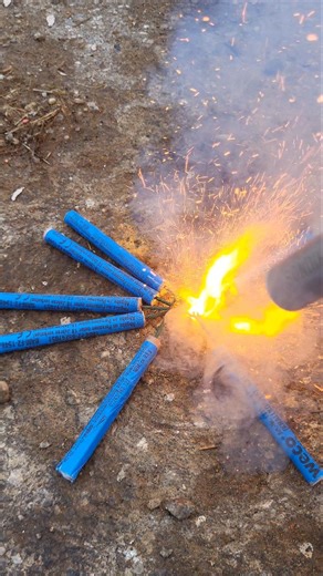 Weco Pyro-Petarde 🔥🧨 #shorts #shortsfeed #viralshorts #feuerwerk #fireworks #lifestyle #silvester