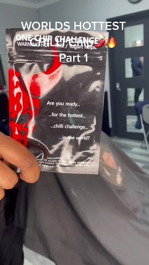 Worlds hottest chilli chip challenge🤯🤯🤯 like for part 2 #fyp #barber #chilli #corlinareaper #tiktok #challange #explore #funny