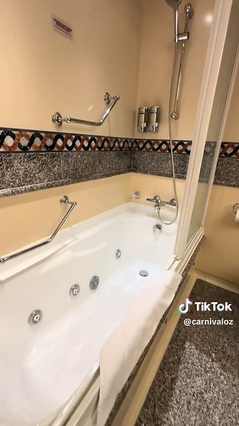 Explore Our Luxurious Cloud 9 Spa Suites at Sea