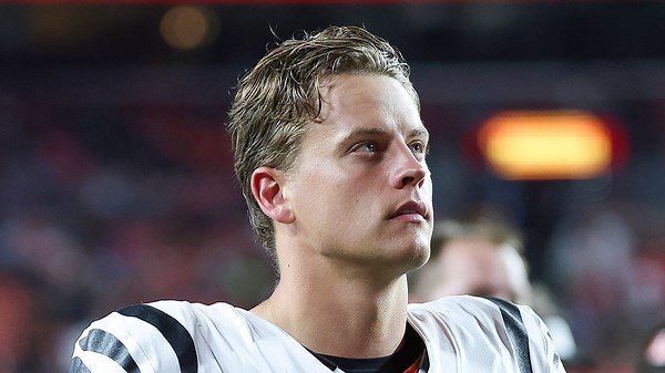 Trey Hendrickson to end holdout, Surprised the Bengals haven’t paid him? | The Herd