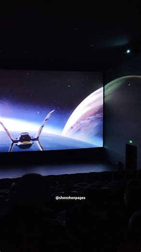 270° Panoramic Three Wall Screen Demo at a Shenzhen Cinema