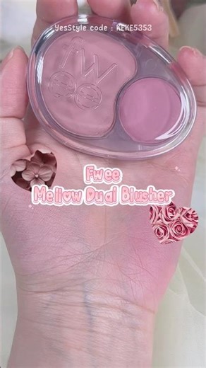 Muted Pink Fwee Mellow Dual Blush! #fwee #blush #blushon #kbeauty #koreanmakeup #makeup #cleangirl