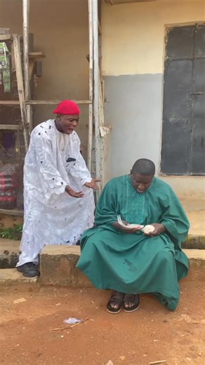 13K views · 289 reactions | I can't stop laughing 藍藍藍 | DATA TITAN | Facebook