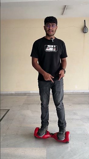 New to hoverboarding? 🛹 Start here! Easy steps, quick tips & smooth rides await!