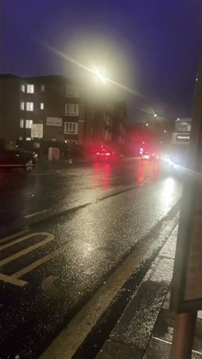 SL1 Bus Route | Arriving at North Finchley | LK66BZA #bus #buses #sl1 ￼