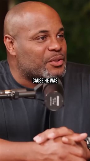 Does Size Really Matter in Fights? ⚖️🥊