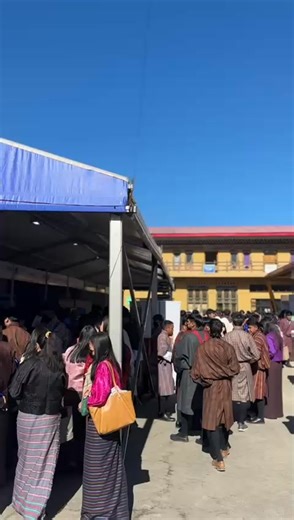 After a six-year hiatus, the National Job Fair has made a timely return in 2025, at a moment when youth unemployment has reached a concerning 17.8 percent. The Secretary of the Ministry of Industry, Commerce and Employment, Tashi Wangmo, highlighted that the need for meaningful employment opportunities is urgent, with around 3,000 active job seekers currently registered on the ministry’s online portal. This year’s fair brings together around 44 stalls, featuring a wide mix of private companies,