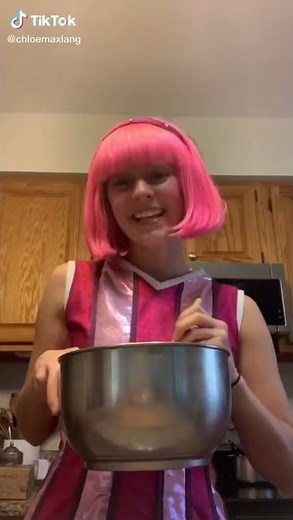 Girl from Lazytown all grown up TikTok