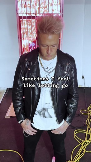 Stand Up - New Music from Papa Roach