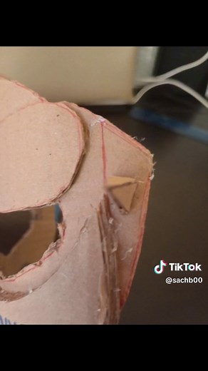 Cómo hacer la máscara de MF DOOM - Parte 2