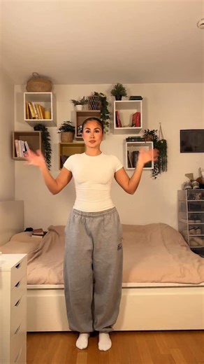 K 𓆩♡𓆪 on Instagram: "#ootd #grwm"