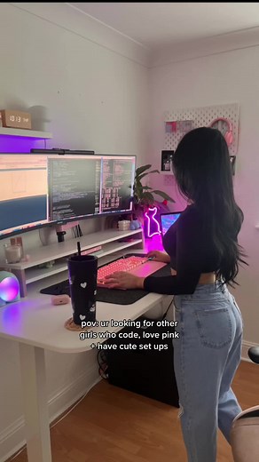 #girlswhocode #codinglife #coding #programming #bioinformatics #setup #pinksetup #coder