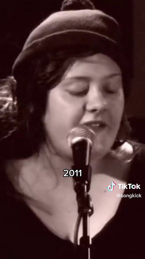 Adele Transformation: From Early Days to Latest Performances