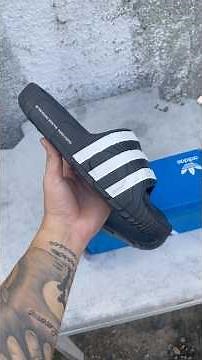 Chinelo adidas adilette 22