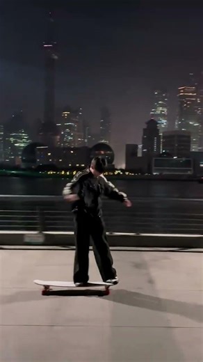 Bund's Majestic View: A Time-Traveling Longboard Adventure