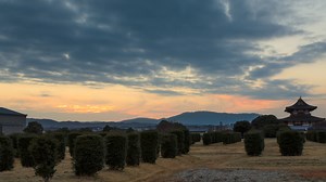 A short time-lapse clip of a sunset on the Heijo Palace Grounds in Nara, Japan. The building on the right is the Daiichiji Daigokuden. Timelapse shot on January 19, 2024. #タイムラプス #timelapse #nara #奈良市 #narajapan #sunset #sunsetlovers #sunsetphotography #sunsets #平城宮跡歴史公園 | Kyoto and Nara Dream Trips