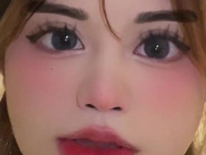 说实话吧 他只是找了一个稍微入得了眼的人打发了一段无聊的时间而已