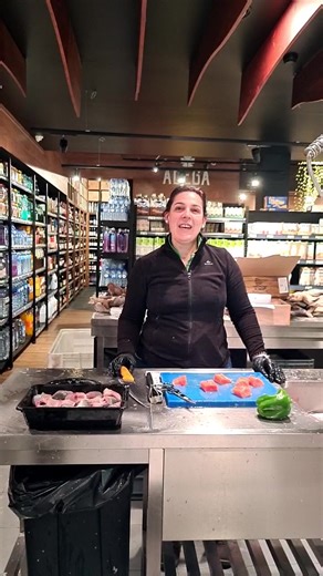 Peixe fresquinho na nossa Peixaria 😉😉 Temos... #esuper #Peixaria #supermercado #omaiseconomico | ESuper Supermercados