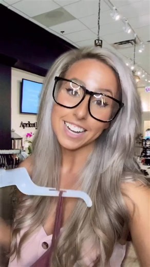 #greenscreen POV: While shopping I give #Karen what she deserves #Affirmations #razrfit #StrapBack #comedy #fyp ￼#viral #duet