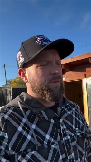 154K views · 2.4K reactions | If you want a better walk, do this  #dogtraining | Southend Dog Training | Facebook