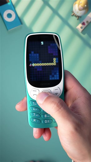 Nokia 3210 Unboxing: The Classic Brick Phone is Back!