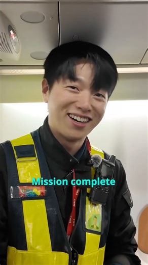 t’way air Singapore ✈ on Instagram: "🎧 Lost something under your seat during a flight? When a loss is reported, t’way air’s cabin maintenance team carefully checks the seat and, if needed, removes the cushion to locate the item. Check out how t’way air’s cabin maintenance team work behind the scenes to make every journey worry-free! ⚠️ Seat disassembly should only be handled by professionals—please inform a cabin crew member for assistance."