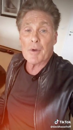 Win 2x2 Tickets to The Hoff's Concert with