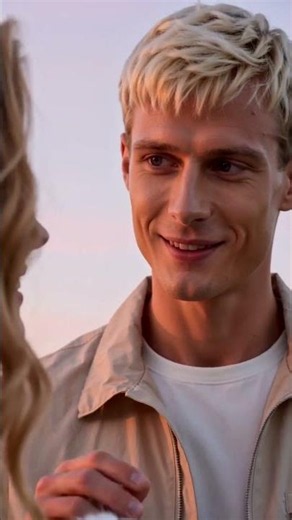He Mocked Her Art Dream, She Met True Happiness In The End