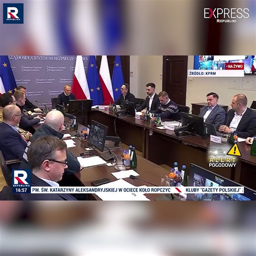 #ExpressRepubliki | Zima w Polsce nie odpuszcza... 📺 Oglądaj Express Republiki codziennie o 16:55 oraz na naszym YouTube! 👉 https://youtu.be/2VJ7xDZ95_A #włączprawdę #TVRepublika | Telewizja Republika