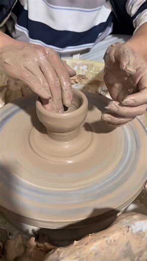 Satisfying Pottery: Watch this Clay Transform! ✨