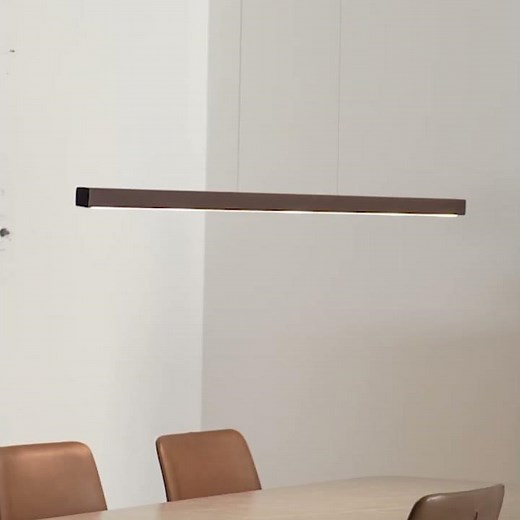 Linear Wooden Pendant Light – Warm Minimalism for Modern Spaces