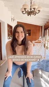 ✨Curso Básico de Macramé (online)✨ 🤍El curso son todos videos grabados que podés ver cuando quieras y las veces que quieras. Consta de 4 módulos teóricos donde explico los hilos y sus usos más comunes, los insumos básicos para tejer macramé, cómo calcular los largos y cantidad de hilos para distintos proyectos y cómo calcular el valor de los proyectos terminados. También cuenta con videos con el paso a paso de los nudos básicos de macramé y con 5 videos de proyectos que incluyen 2 tipos de cuel