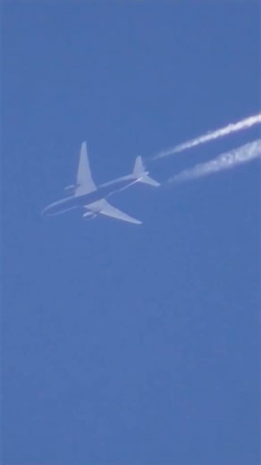 Boeing 777-219(ER) - Privilege Style na wysokości 37.000 stóp 10.01.2026