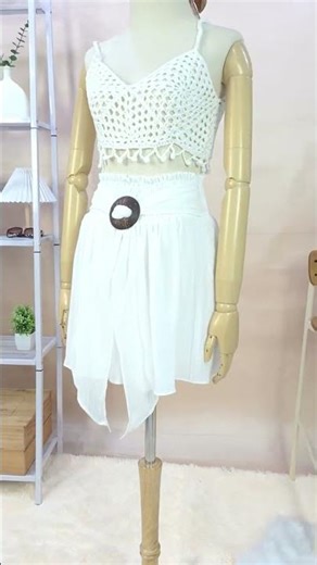 Scalloped Lace Mini Skirt-550102010130