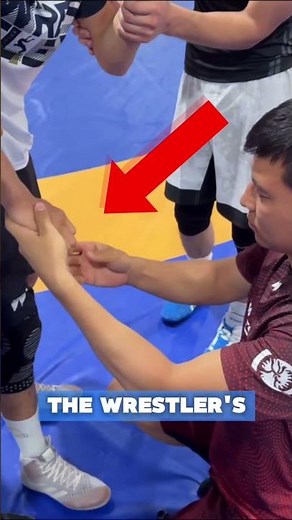 👉 Wrestler DISLOCATES Finger in Practice… Coach Fixes It Instantly! 😱👀