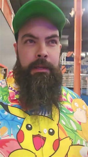 Happy Birthday Sam! Not wrong 😂 Sky Zone #bigguy #problem #fun #funny #notwrong #dustinqueary