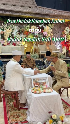 BAHA Wedding & Event Organizer Sidoarjo Surabaya Gresik on Instagram: "Kalian tim duduk setelah akad atau sebelum akad nih brides to he ?🥰 —————————————— For further information: 📱: +62 858-5052-5877 (MinB) #weddingorganizersidoarjo #weddingorganizersidoarjomurah #weddingorganizersurabayamurah"