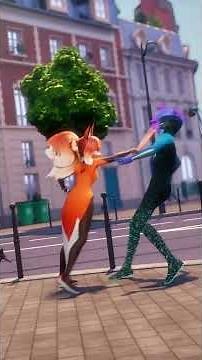 Ladybug's secret 😱 #miraculousadventures #miraculouslatam #miraculous #ladybug #catnoir #mlb