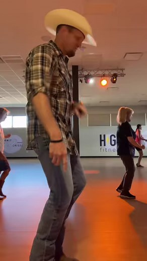 Cupid’s Flex line dance is so fun to do in my classes. I love it even though I can’t flex. I have a really interesting group to film in a few weeks flexing :) be prepared. Cupid #flex #linedance #dance #fun | Eric Dodge