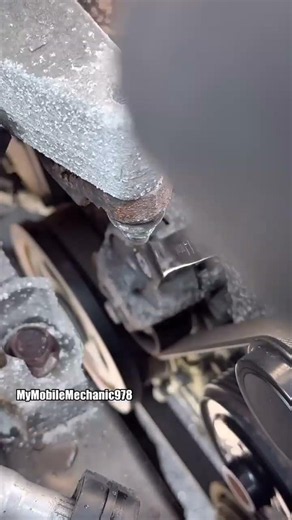 Serpentine belt replacement | belt tensioner operation😎 #MyMobileMechanic #SerpentineBelt #Auto