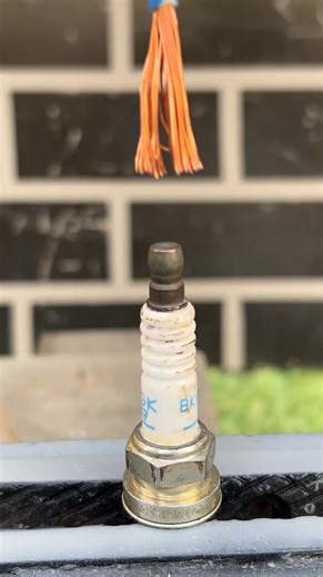 Perfect spark plug insulation and fixation using heat-shrink tubing The simple solution that holds tight and protects. #USA #CarHack #WorkshopFix | RIG DIY USA