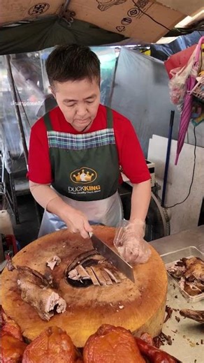 ปังตออย่างคม เป็ดพะโล้หนึ่งตัว สัuไม่ถึงนาที #Shorts #เจ๊มะลิเป็ดย่างเป็ดพะโล้ #เดินสายถ่ายคลิป