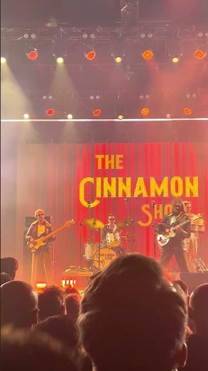 Cinnamon Gum A Retro-Soul Vision ‪@InsideSeasideFestival‬ #musicfrompoland