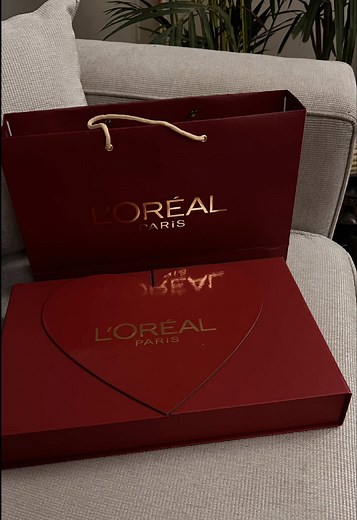 L’Oréal Paris x Okhtein Valentine's Gift Box Review