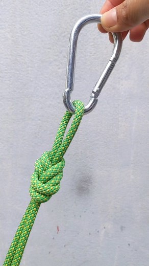 3.3K views · 58 reactions | Figure 8 loop knot. #basicknots #knottying #siberianhitch #tyingropeknots #truckerhitch #reels #spanishbowline #butterflyknot #knots #Bowline | Enterhad9 | Facebook